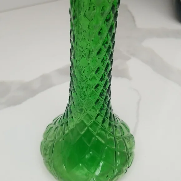 Vintage green bud vase - Picture 4 of 5